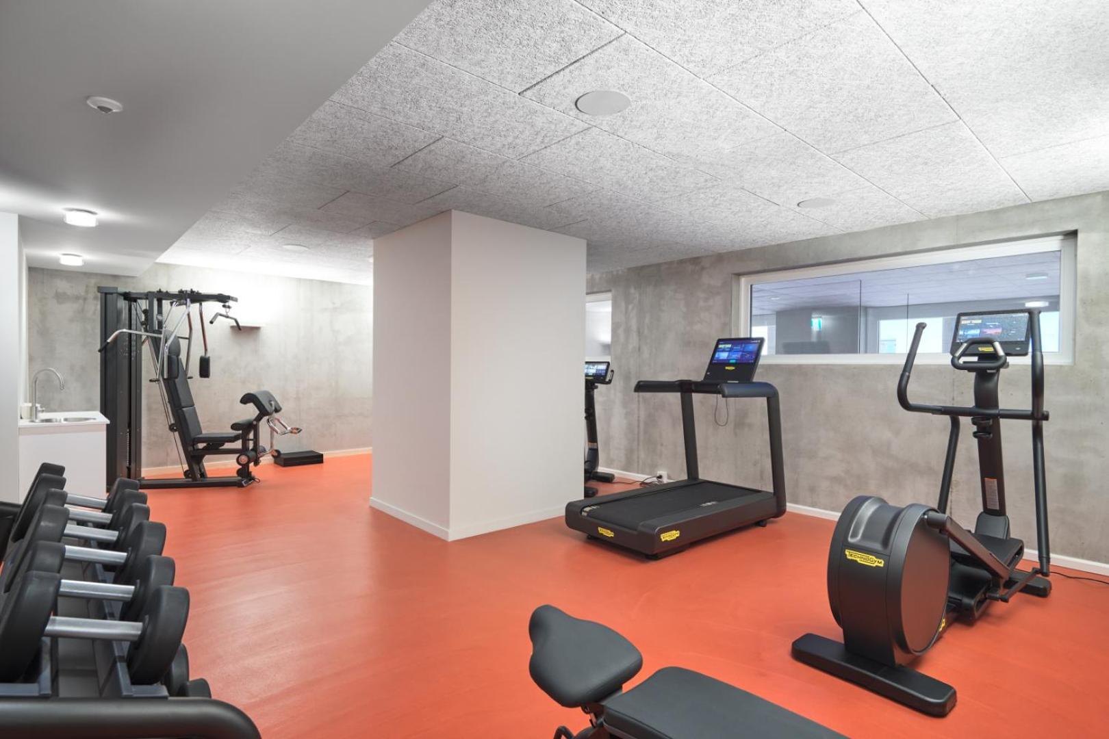 Hotel Maistra 160 Понтрезина Экстерьер фото